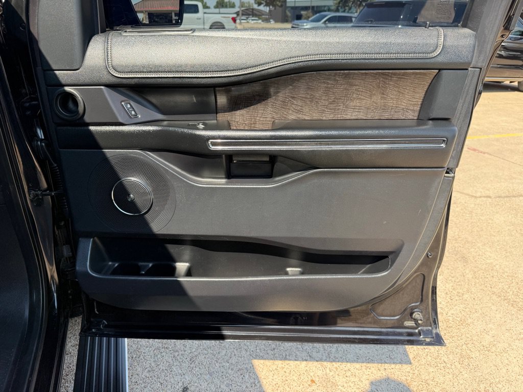 Used 2019 Ford Expedition Max Limited w/ Texas Edition Package RWD image 23