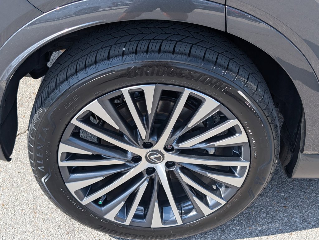 Used 2025 Lexus RX 350 Premium Plus w/ Accessory Package (Z1) FWD image 25