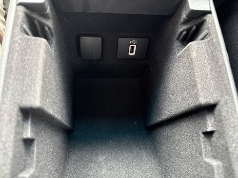 Used 2017 Lincoln MKZ Select FWD image 30
