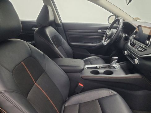 Used 2022 Nissan Altima 2.5 SR image 21