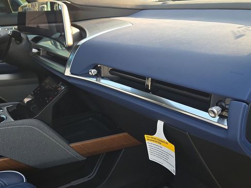 New 2026 Cadillac Vistiq Premium Luxury w/ LPO, Floor Liner Package image 13