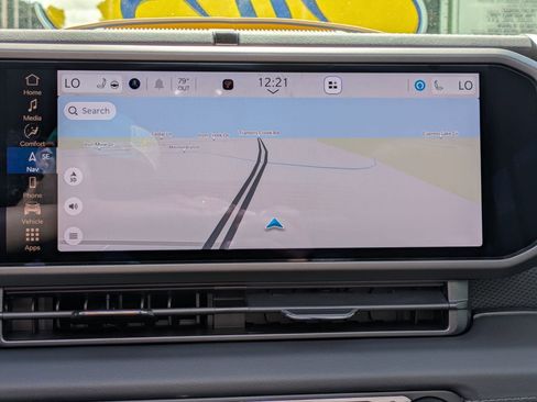 New 2025 Jeep Wrangler Rubicon w/ Technology Group image 20