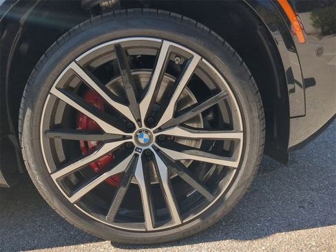 New 2026 BMW X5 M60i w/ Executive Package image 11