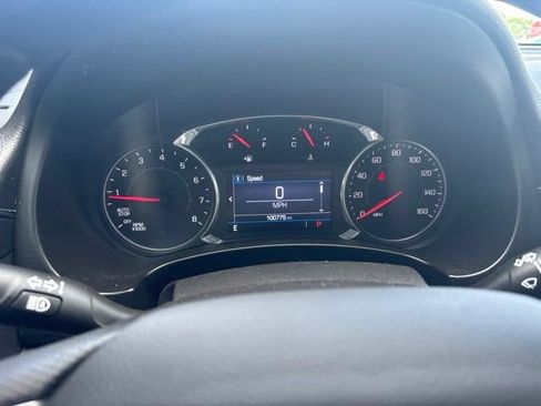 Used 2022 GMC Terrain SLE w/ Driver Convenience Package AWD/4WD image 11