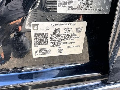 Used 2021 GMC Sierra 2500 Denali w/ Denali Ultimate Package image 36