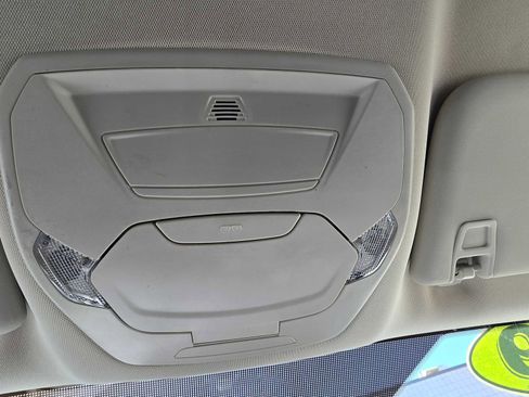 Used 2019 Ford Escape SE AWD/4WD image 29