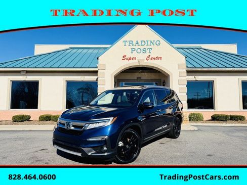Used 2021 Honda Pilot Touring image 1