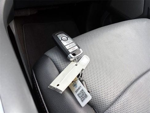 Used 2022 Ford F150 Lightning Lariat w/ Equipment Group 511A High image 27