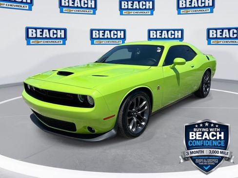 Used 2023 Dodge Challenger R/T Scat Pack RWD image 1