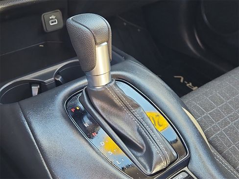 Certified 2025 Honda HR-V LX image 23