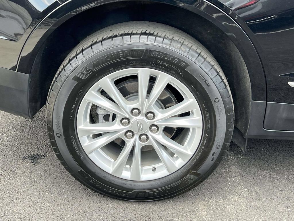 Used 2023 Cadillac XT5 Luxury AWD/4WD image 8