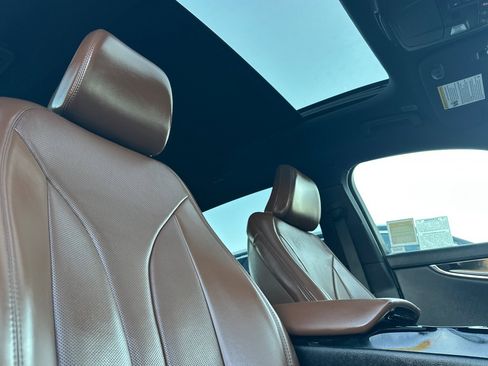 Used 2023 Lincoln Nautilus Reserve w/ Luxury Package image 16