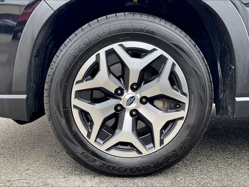 Used 2021 Subaru Forester Premium image 7