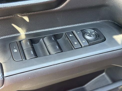 Used 2025 Toyota Tacoma TRD Pro AWD/4WD image 25
