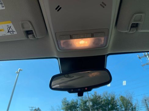 Used 2019 Buick Encore Sport Touring w/ Safety Package image 22