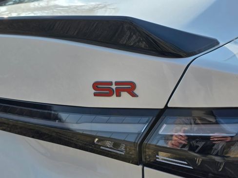 New 2026 Nissan Sentra SR w/ Floor Mat Package FWD image 7