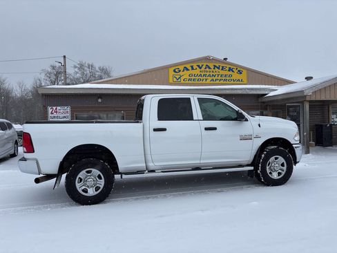 Used 2018 RAM 2500 Tradesman w/ Chrome Appearance Group image 4