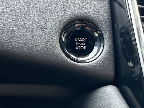 New 2026 Nissan Armada SL w/ Captain's Chari Seat Package image 30