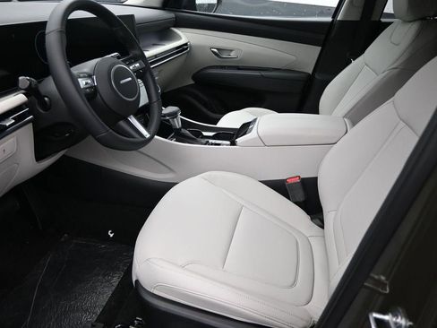 New 2025 Hyundai Tucson SEL image 9