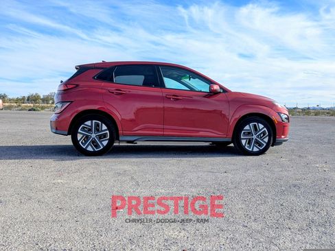 Used 2022 Hyundai Kona Limited image 5
