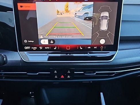 New 2026 Volkswagen GTI SE FWD image 31