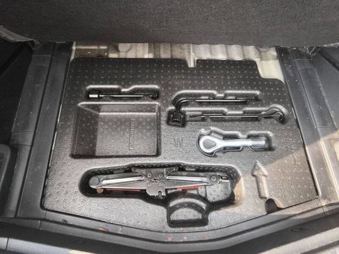 Used 2015 Nissan Versa Note SV image 14