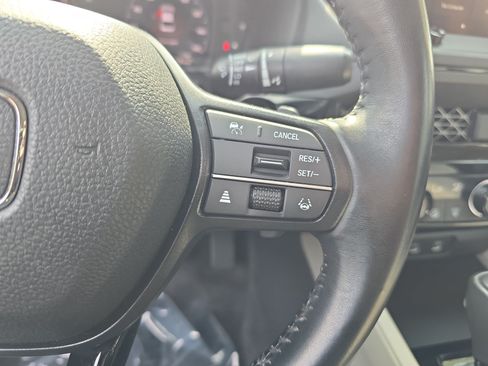Used 2024 Honda Accord EX-L image 17