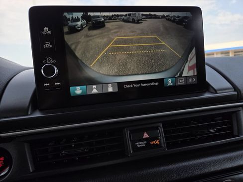 Used 2024 Honda Pilot EX-L image 12