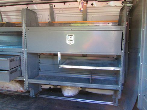 Used 2009 Ford E-250 and Econoline 250 image 5