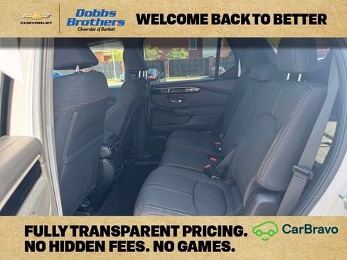 Used 2025 Honda Pilot Sport image 16