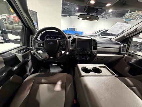Used 2021 Ford F250 XL w/ Power Equipment Group RWD image 21