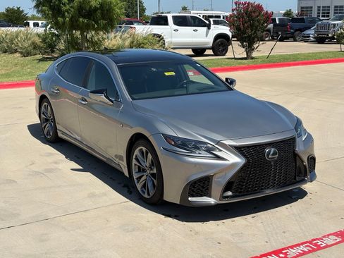 Used 2018 Lexus LS 500 F Sport w/ Performance Package RWD image 10