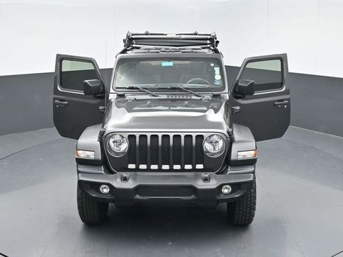Used 2022 Jeep Wrangler Sport image 51