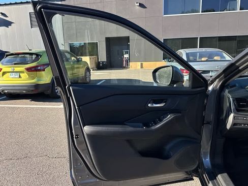 New 2026 Nissan Rogue SV image 9