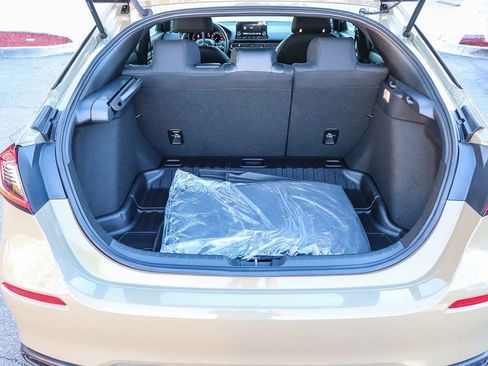 Used 2025 Honda Civic Sport image 27