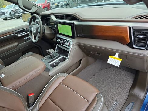 New 2026 GMC Sierra 1500 Denali w/ Denali Reserve Package image 29