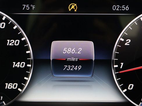 Used 2020 Mercedes-Benz E 350 Sedan image 17