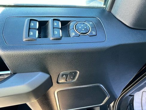 Used 2019 Ford F150 Platinum image 22