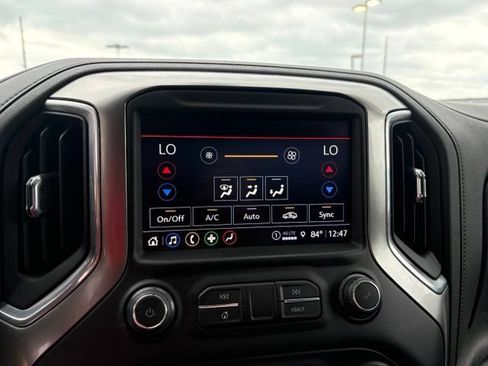 Used 2021 Chevrolet Silverado 1500 LTZ AWD/4WD image 20