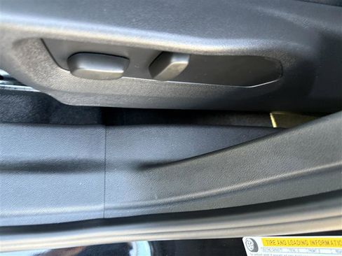 Used 2023 Buick Envision Preferred w/ Sport Touring Package image 10