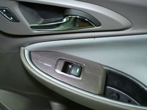 Used 2024 Chevrolet Malibu LT image 58