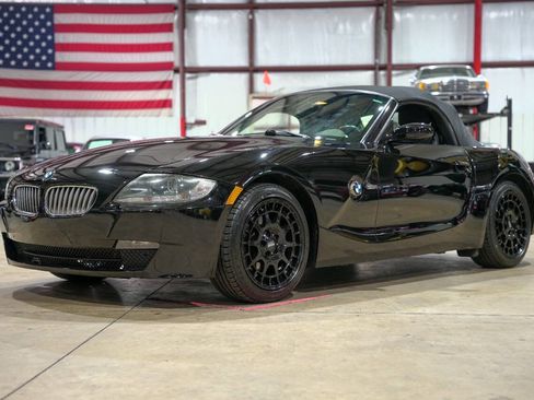 Used 2006 BMW Z4 3.0i image 17