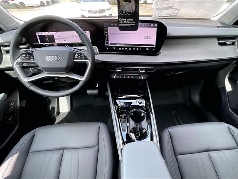 New 2026 Audi Q3 quattro 2.0T AWD/4WD image 5