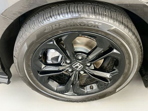 Used 2025 Honda Accord SE image 11