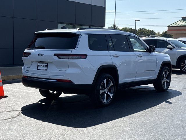Used 2023 Jeep Grand Cherokee L Limited AWD/4WD image 3