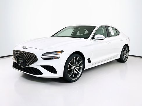 Used 2025 Genesis G70 2.5T AWD/4WD image 3