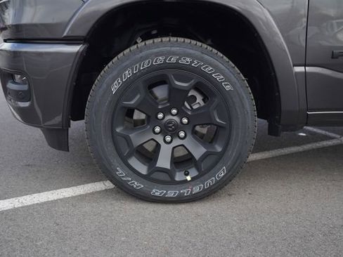 New 2026 RAM 1500 Big Horn AWD/4WD image 9