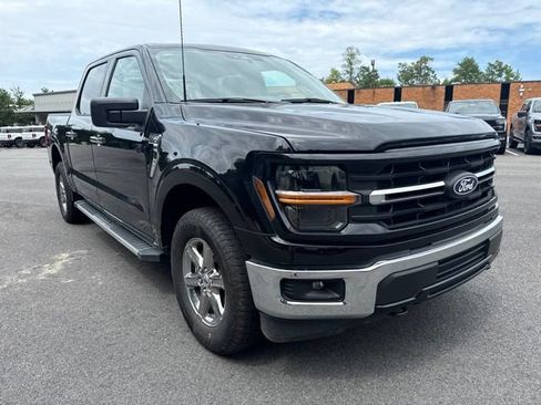 Used 2025 Ford F150 XLT w/ Equipment Group 301A Standard AWD/4WD image 7