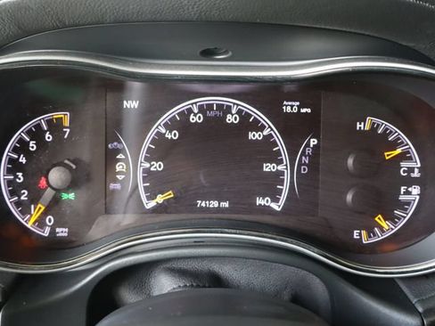 Used 2020 Jeep Grand Cherokee High Altitude AWD/4WD image 32