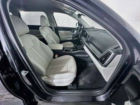 Used 2025 Kia Sorento S AWD/4WD image 31